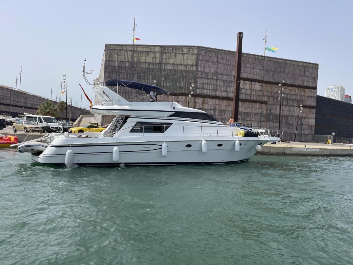 Hotel Yacht Sotavento Sant Adria de Besos Ngoại thất bức ảnh