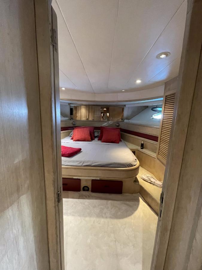 Hotel Yacht Sotavento Sant Adria de Besos Ngoại thất bức ảnh